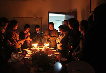 鼎易科技2013年11月員工生日聚會