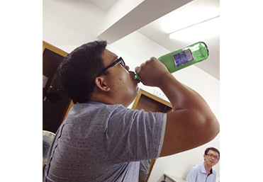 看誰酒量大